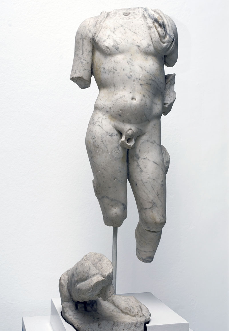 imatge de la noticia L’escultura del déu Bacus de la vil·la romana dels Antigons (Reus), en una exposició temporal al Museu de Prehistòria de València